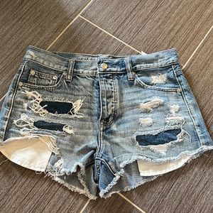 American eagle light wash jean shorts